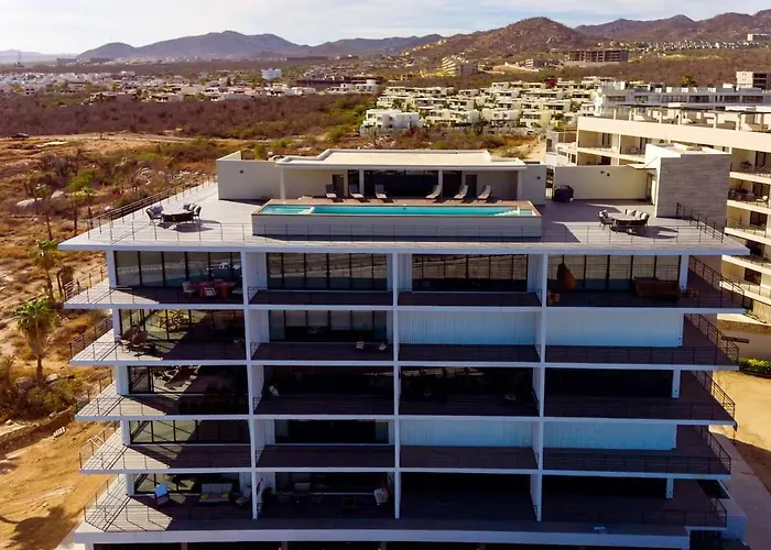 Apartment Arch View Luxury With Heated Rooftop Pool And Jacuzzi