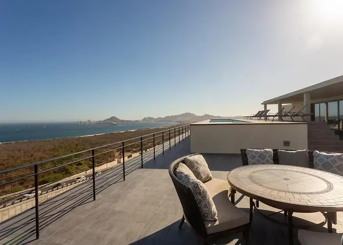 Arch View Luxury With Heated Rooftop Pool And Jacuzzi Apartment