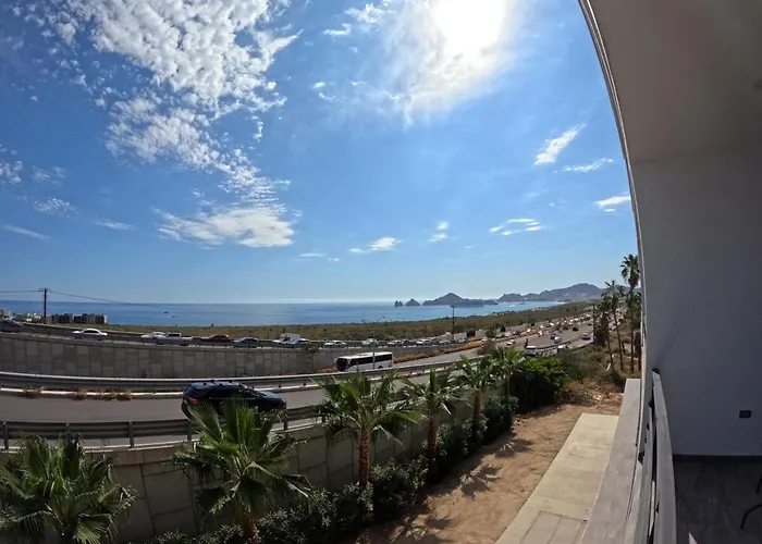 Arch View Luxury With Heated Rooftop Pool And Jacuzzi Apartment *