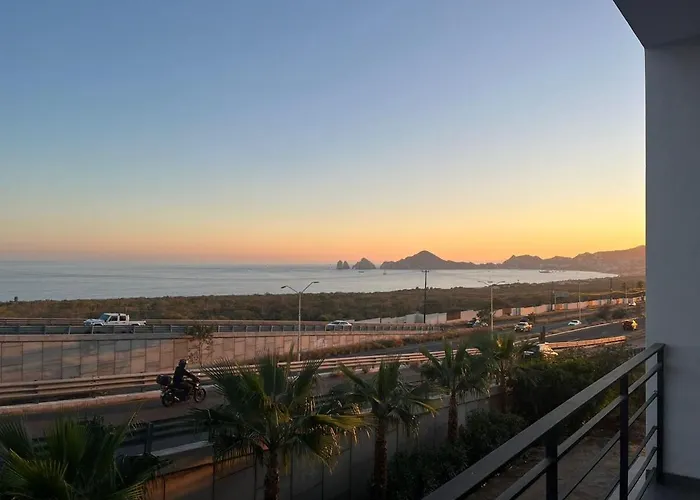 Apartment Arch View Luxury With Heated Rooftop Pool And Jacuzzi